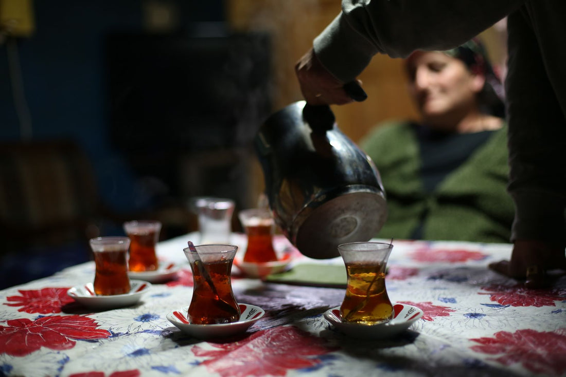 Ramazan'da Cay: Iftardan Sahura Bir Fincan Denge