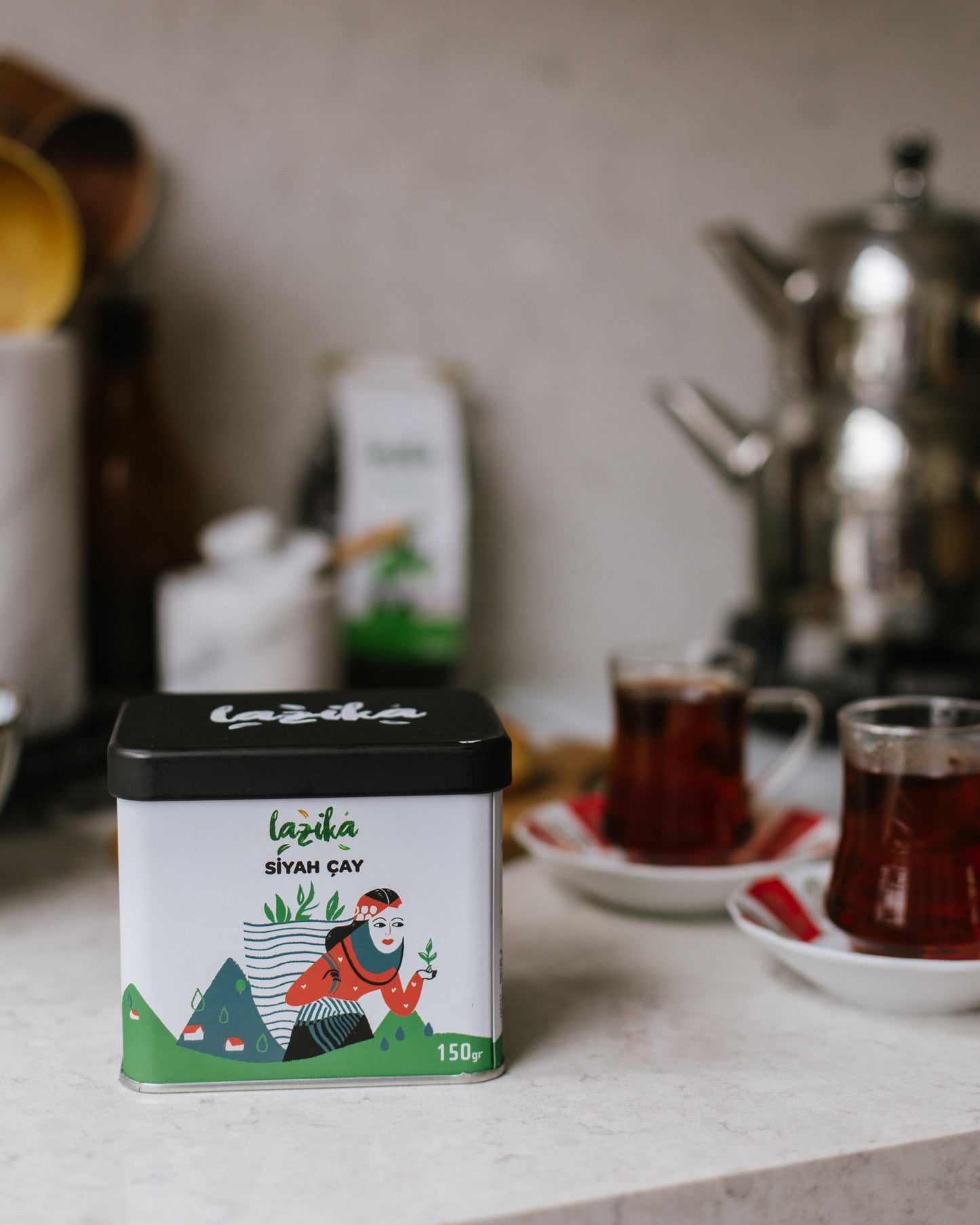 Black Tea in Metal Can, 150g